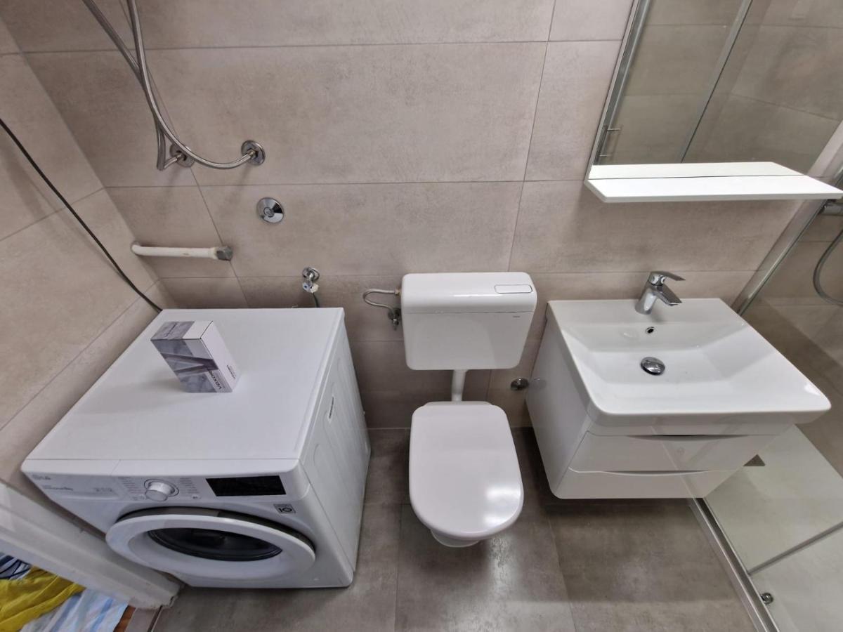 Apartment Maestral プーラ エクステリア 写真