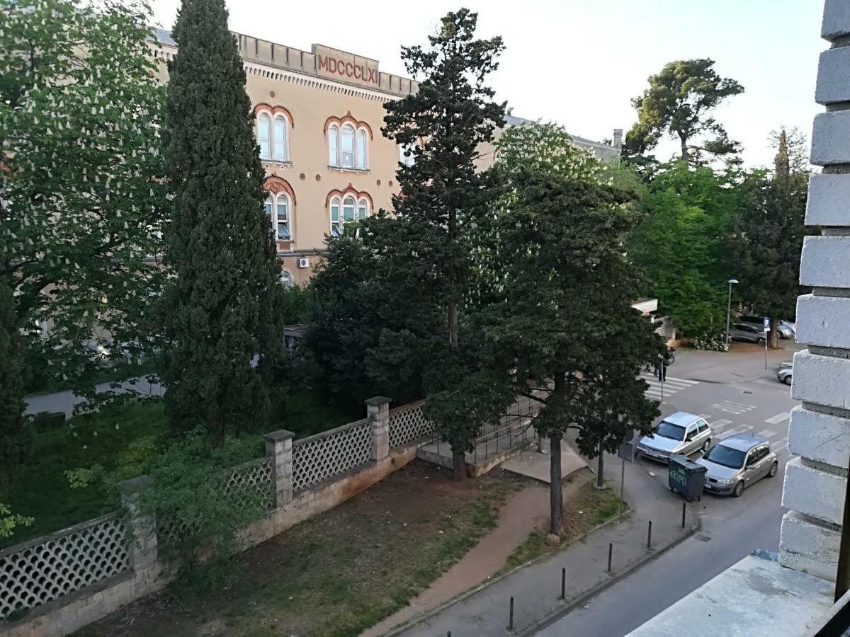 Apartment Maestral プーラ エクステリア 写真